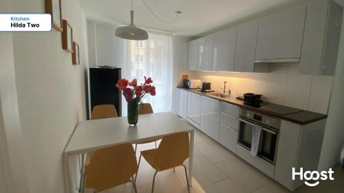 District 4 Appartement | H2 with 3,5 rooms, 2BR, living room and kitchen, central and quite