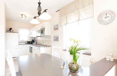 Alt Gaarz Appartement | H24: chalet 3 pièces (max 4 personnes plus un bébé) - zone chalet H24 Lighthouse Road Rerik