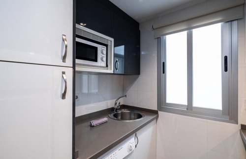 Central District Appartement | H2Granada old historic Solarium Terrace & Parking