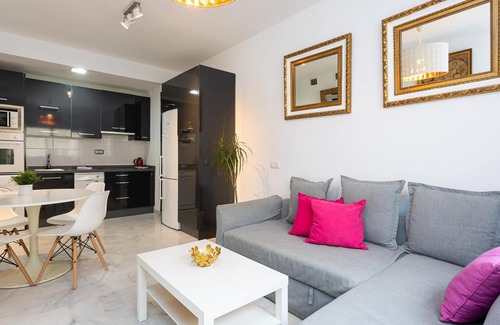 Capuchinos Appartement | H2M Carrera Capuchinos Free parking AA