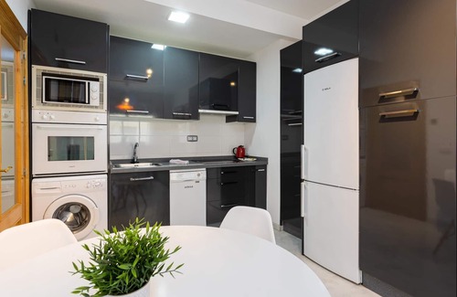 Capuchinos Appartement | H2M Carrera Capuchinos Free parking AA