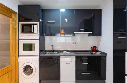 Capuchinos Appartement | H2M Carrera Capuchinos Free parking AA