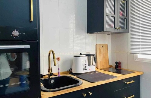 Plaza de Toros Vieja Appartement | H2M Plaza de Toros Vieja 2 bedroom Smart TV & Wifi