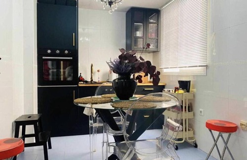 Plaza de Toros Vieja Appartement | H2M Plaza de Toros Vieja 2 bedroom Smart TV & Wifi