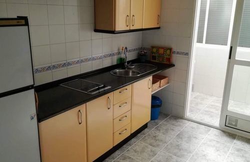 Bollullos de la Mitacion Appartement | Habitacion Matrimonio "namasté" Individual, con Cama de 135, Exterior con Todo