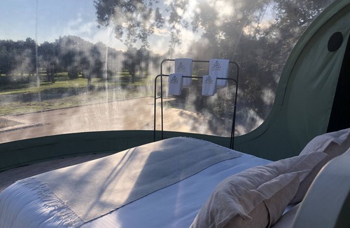 Velada Cabine | Habitación Burbuja Doble con Vistas al Campo y Piscina
