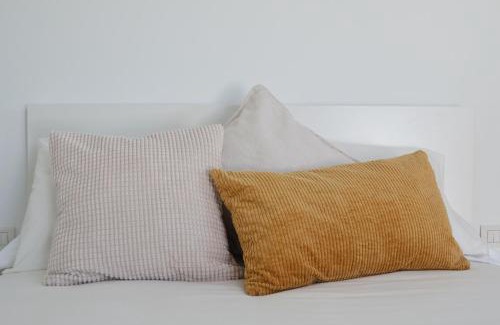 La Santa Appartement | Habitación con baño y entrada independiente