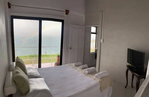 Canton Tilaran Maison | Habitación con vista al lago Arenal!
