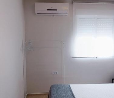 Doctor Barraquer-Grupo Renfe-Policlinico Maison | Habitación doble ALAMEDA CENTRO MACARENA