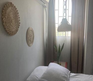 Alto Prado Maison | Habitación en apartamento compartido al frente del cc Unico