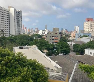 Alto Prado Maison | Habitación en apartamento compartido al frente del cc Unico