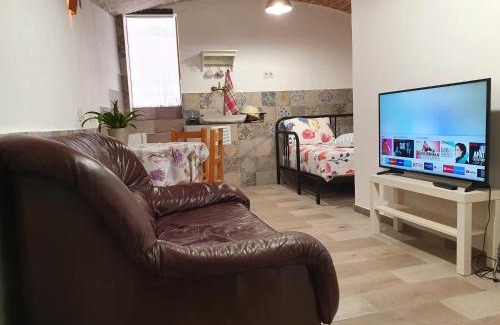 Monistrol de Montserrat Maison | Habitación independiente con baño y patio en Cremallera de Montserrat