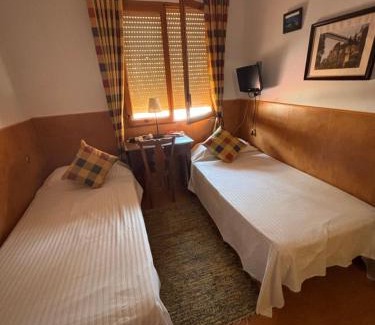 Mota del Cuervo Maison | Habitacion de los molinos