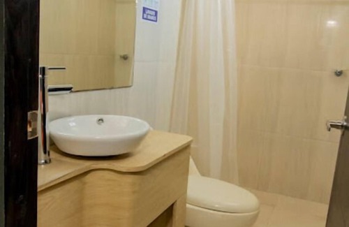 El Prado Hôtel | Habitacion Delux Cuadruple Cerca Al Malecón Turístico Río Magdalena Barranquilla
