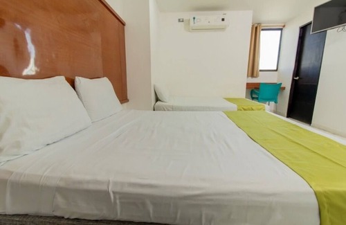 El Prado Hôtel | Habitacion Deluxe Triple Cerca Al Malecón Turístico Río Magdalena Barranquilla