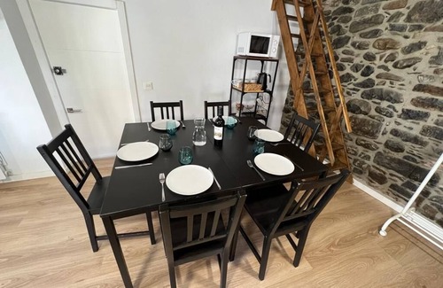 Biescas Maison | Habitacion Para 6 Personas en Centro de Biescas