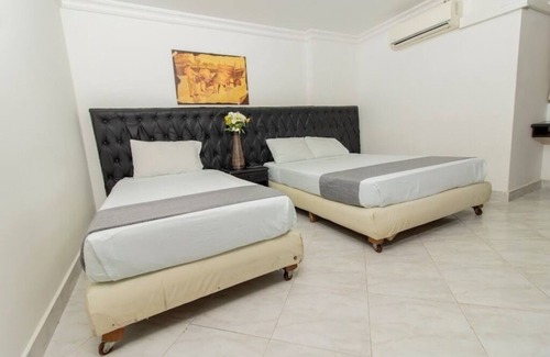 El Prado Hôtel | Habitacion Standar Triple Cerca Al Malecón Turístico Río Magdalena Barranquilla