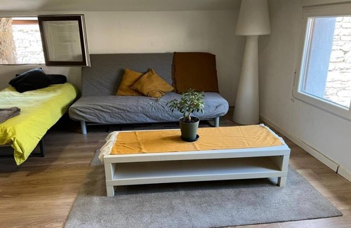 Biescas Maison | Habitaciones Para 10 Personas en Pleno Centro de Biescas