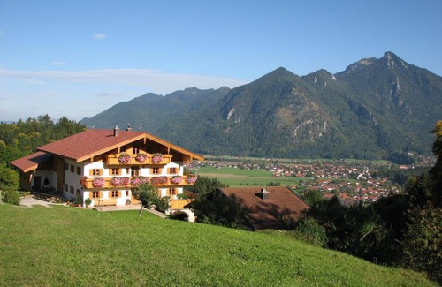 Grassau Appartement | Hacher Josef - Bergpanorama Ferienwohnungen | Chiemgau Karte