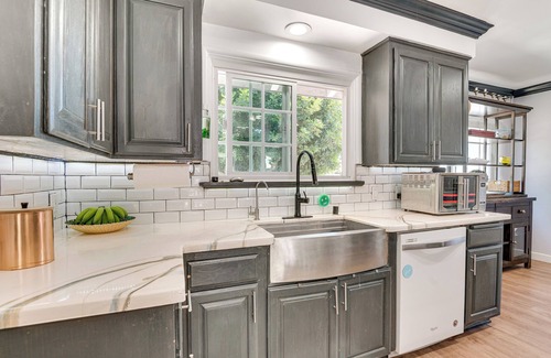 Hacienda Heights Maison | Hacienda Heights Gem w/ Large Patio!