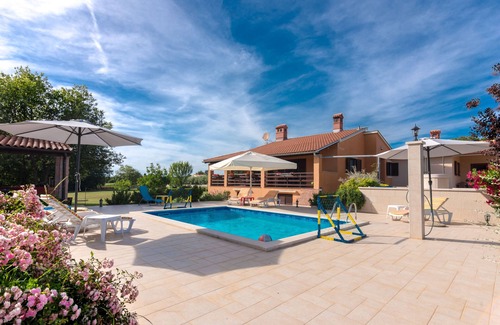 Muntic Maison | Hacienda Rosemary, Pula-Medulin - la plus belle hacienda d'Istrie sur 11 000 m²