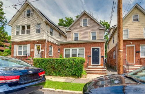 Hackensack Appartement | Hackensack Escape with Yard - 17 Mi to Times Square!