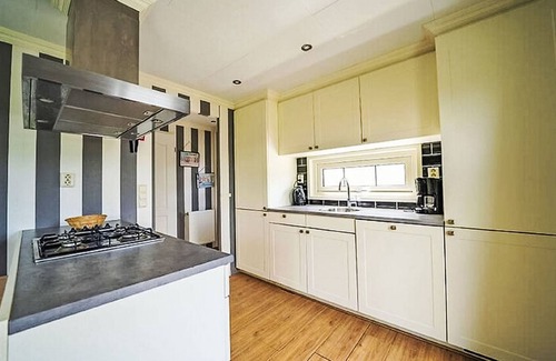 Dordtse Biesbosch Maison | Hackfort 4 by Interhome