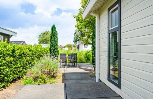 Dordtse Biesbosch Maison | Hackfort 4 by Interhome