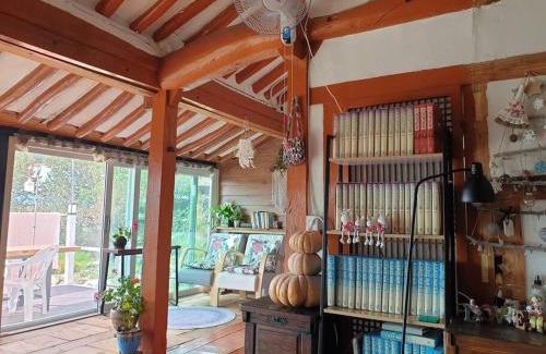 Hadong Maison | Hadong moonlight hanok