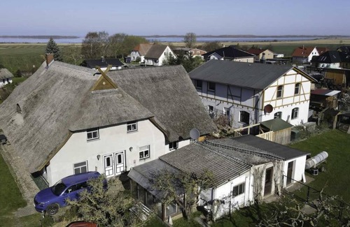 Pepelow Appartement | Haffblick im Reetdachhaus am Haff