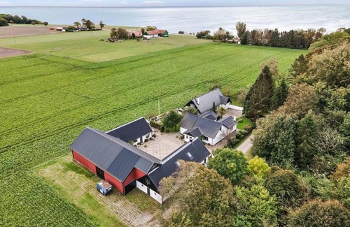 Skivarp Maison | Hafvsnära gård