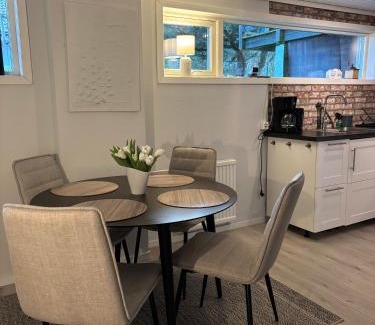 Grebbestad Appartement | Hagavägen 1 Lägenhet