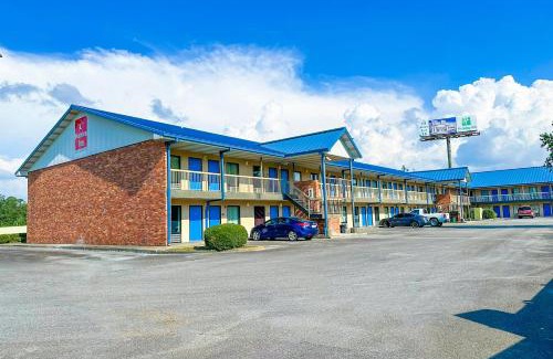 Hahira Hôtel | Hahira Inn By OYO near Valdosta
