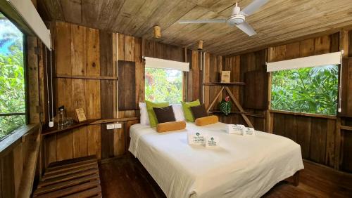 Archidona Cabine | Hakuna Matata Amazon Lodge