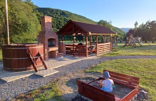 Praid Maison | Halasto Pension