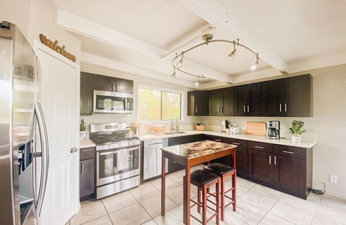 Keaau Maison | Hale Hialoa: Entire Property, 4 Homes, 8 Beds, 1 acre in HPP