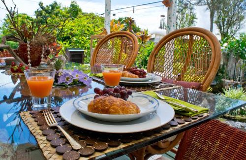 Hilo Maison | Hale Kawehi BnB Guesthouse