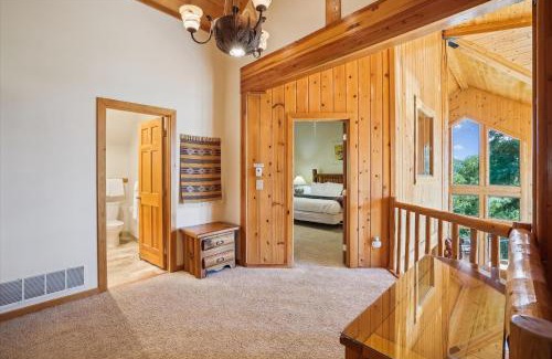 Hamilton Creek Maison | Hamilton Creek Cabin home