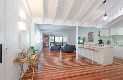 Yamba Maison | Hamilton House - Spacious & Pet-Friendly