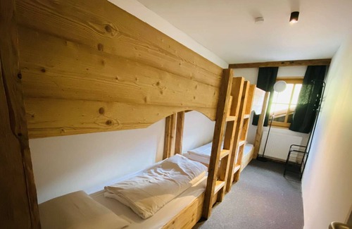 Leutasch Cabine | The RODELALM at 1417 meters in the Gaistal