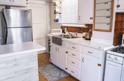 Wilkinsburg Maison | Hamnett Gallery House