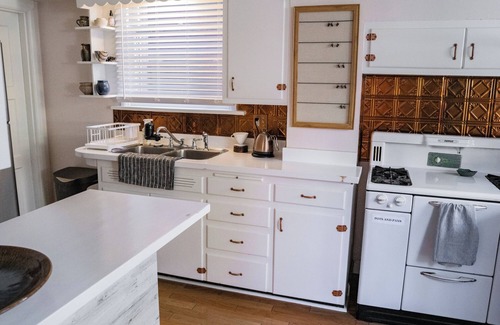 Wilkinsburg Maison | Hamnett Gallery House