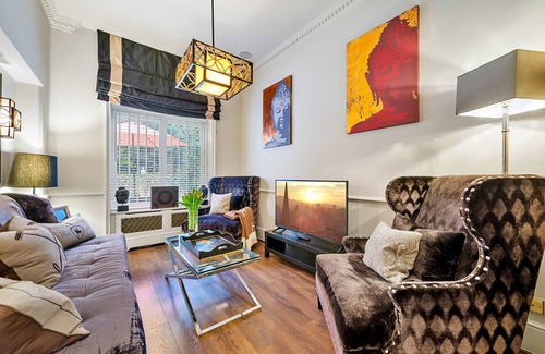 Frognal and Fitzjohns Maison | Elm Tree