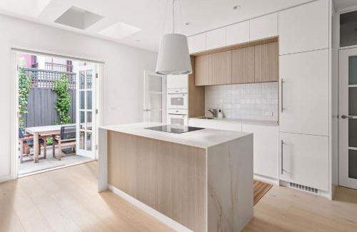 City of Bayside Maison | Hampton Beach Pearl