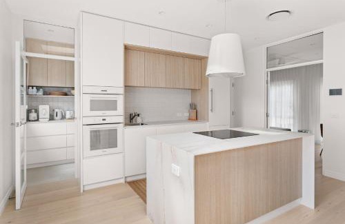City of Bayside Maison | Hampton Beach Pearl