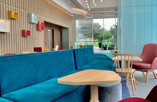 El Port Hôtel | Hampton by Hilton Barcelona Fira Gran Via