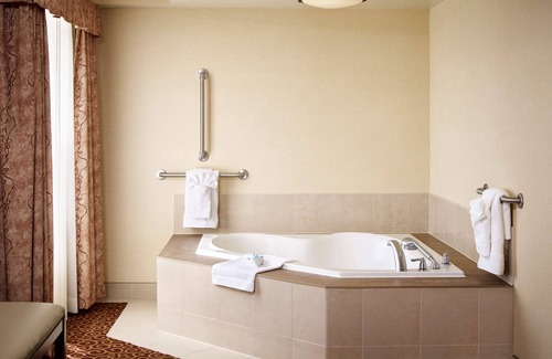 North Bay Hôtel | Hampton Inn by Hilton North Bay