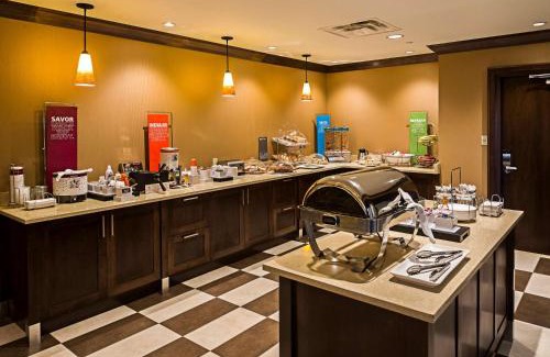 Ottawa Division Hôtel | Hampton Inn by Hilton Ottawa Airport
