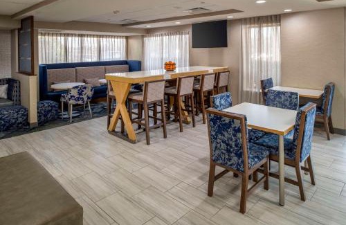 Commack Hôtel | Hampton Inn Long Island/Commack