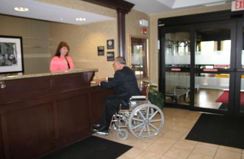 Marshall Hôtel | Hampton Inn Marshall